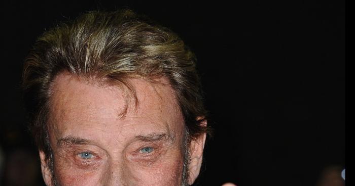 JOHNNY HALLYDAY  a Lezat sur leze