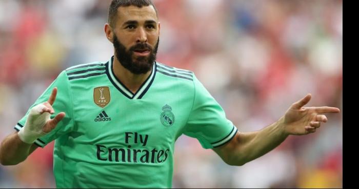 Benzema fan du public stéphanois