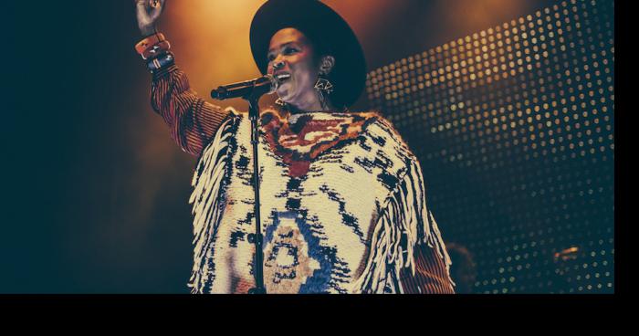 Lauryn Hill félicite chaudement Cardi B pour son succès!