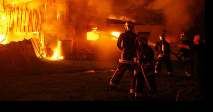 DOUAI Un incendie particulièrement violent ravage l'hippodrome scène nationale