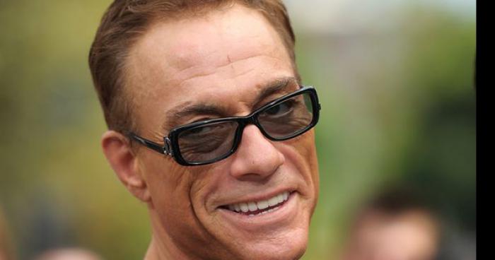 La femme de jcvd enceinte de 5 mois