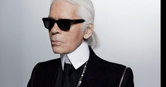 Karl Lagerfeld pense à un inconnu