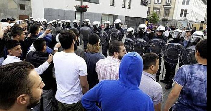 Bruxelles: Molenbeek Un Quartier Hors-Controle