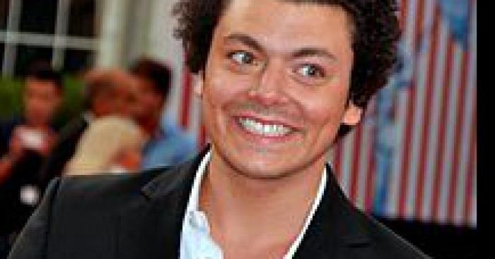 Kev Adams fou amoureux