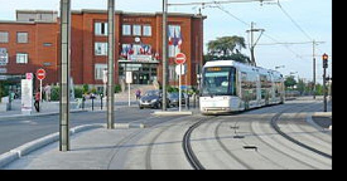 Un enfant de 14 ans  a était poignarder a coté du tramway a pierrefitte sur Seine