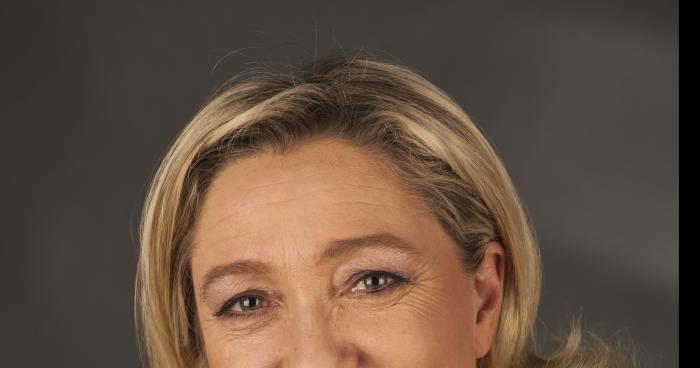 Marine le penne et de venu une grosse folle