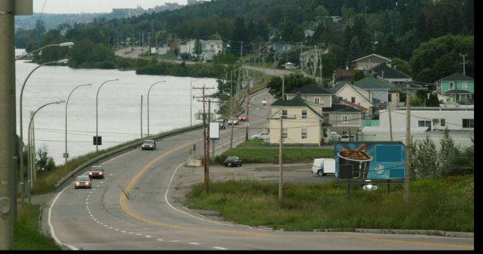 Un accident de voiture inusité à Saguenay.