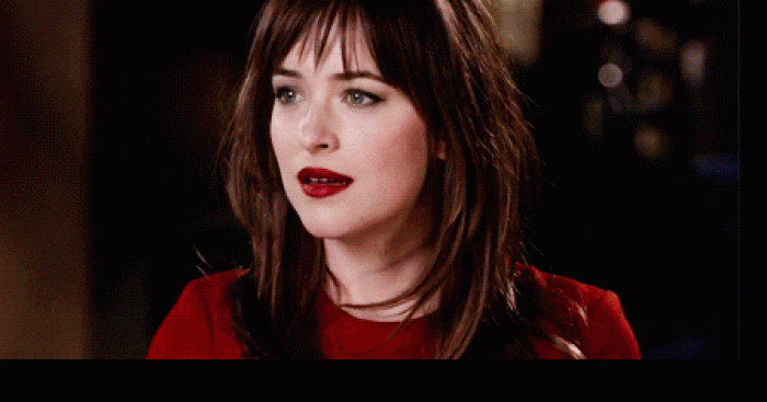 Anastasia Steele , sous le charme d'un ado.