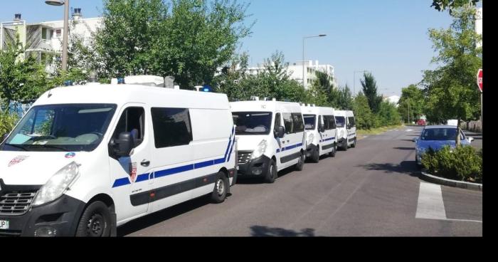 France-Maroc : 3 cars de CRS mobilisés sur Moissy-Cramayel