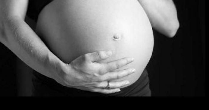 Jeune fille de 16 ans enceinte a Lons