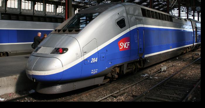 Une rame tgv volee a la sncf