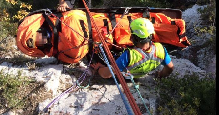 Il perd ses couilles après une chute de 20 mètres