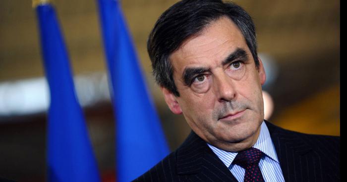 François Fillon abandonne, Nathalie Alliouche appelée à le remplacer