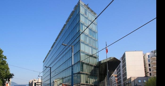 Scandale au palais de justice de grenoble