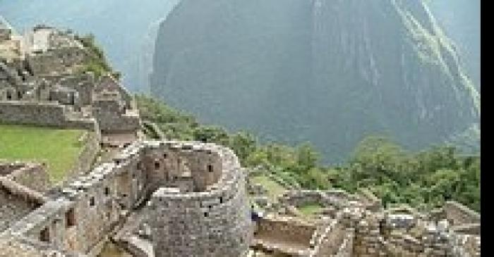 Un citoyen canadien photographié  pour avoir souiller le site historique Machu Pichu