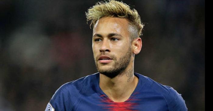 C'est officiel! Neymar Jr signe au Real Madrid