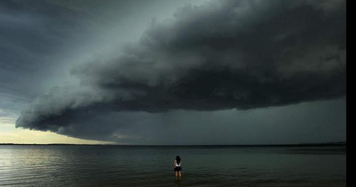 La tempête tropicale Danny, qui sillonne l'océan Atlantique, pourrait devenir le premier ouragan de la saison cette semaine.