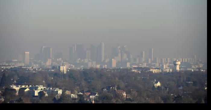 Attaque de gaz dans plusieurs villes en France