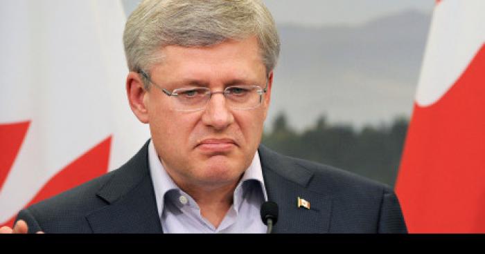 Poutine bannie au Canada, Harper sanctionne la Russie