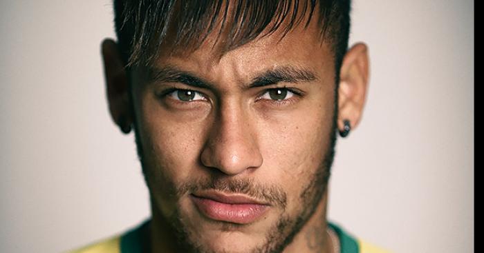 Neymar signe à Manchester United