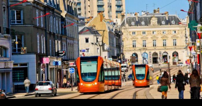 Le Mans sous le choc suite à la déclaration de Léna.