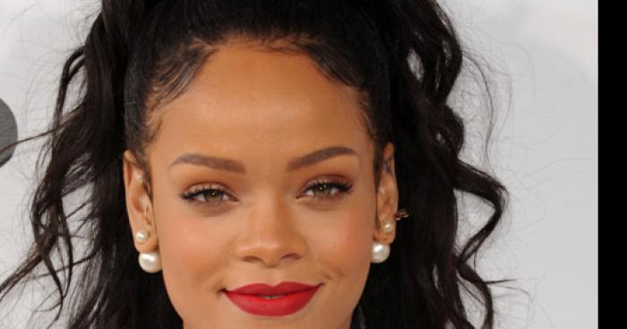 Rihanna Choisi La Fille La Plus Belle Du Mois Une Fille Rèsidant A Valence Au Sud Est De La France