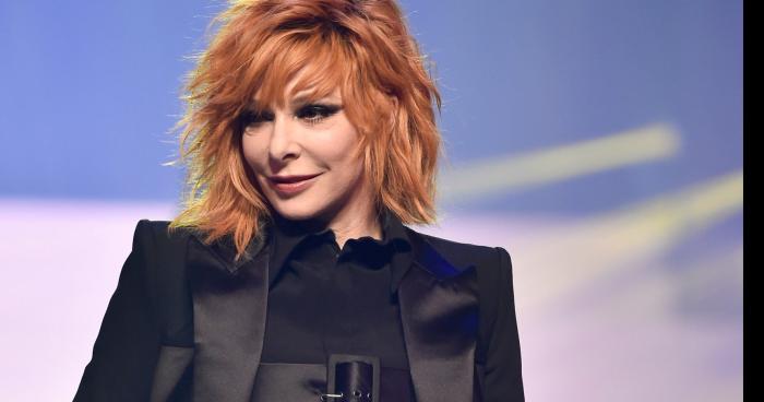 La célèbre chanteuse Mylène Farmer atteinte d'un cancer du sang.