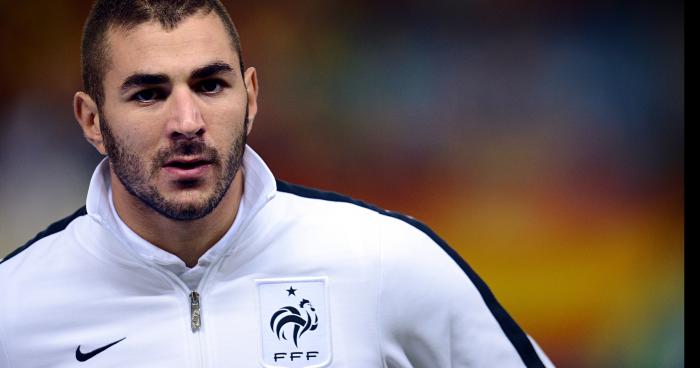 Benzema arrete le foot