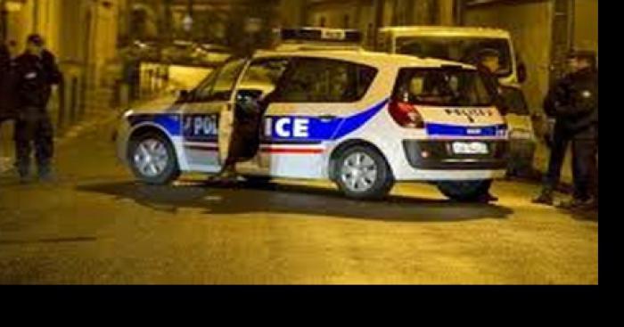 Un adolescent  de 14 ans tue deux policier