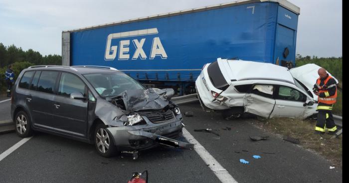 Accident d'un camion transportant 2000 iPhone X sur l'A1