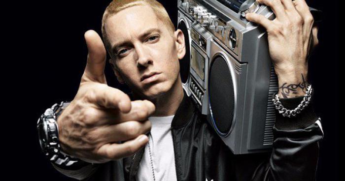 Surprise ! Eminem révèle 