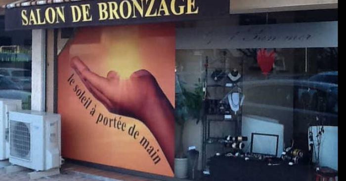 Une beurette retrouvée morte brûlée dans une cabine d'UV d'un centre de bronzage de Villeneuve-Saint-Georges (94)