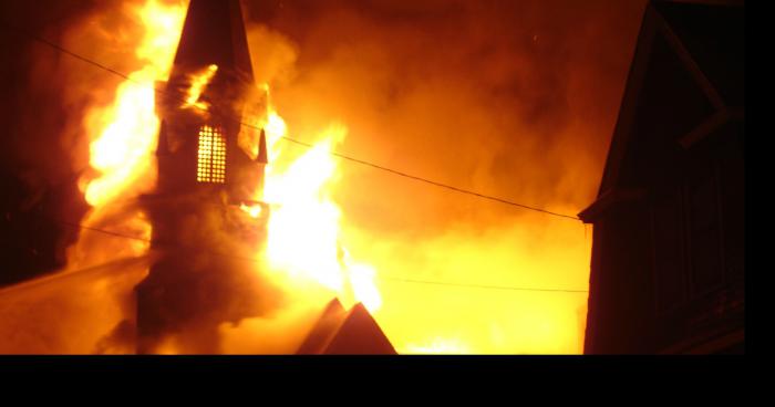 L'église de ste-anne-des-plaines incendiée!