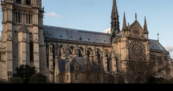 Notre dame de Paris ressuscité