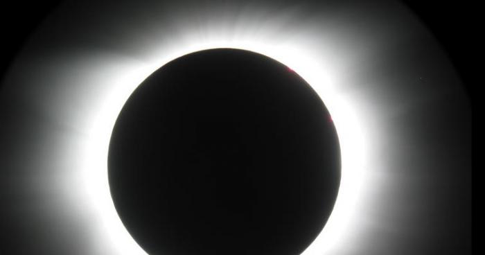 éclipse totale