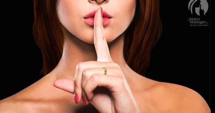 Ashley Madison frappe fort, même chez les Conservateurs!