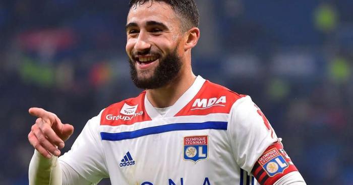 Nabil Fekir signe à l'As Saint-Etienne pour quinze millions d'euros !