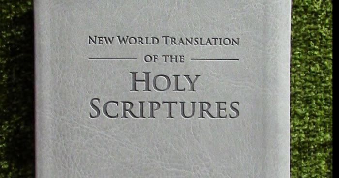 Religion : Les Témoins de Jéhovah condamnent la Bible pour 