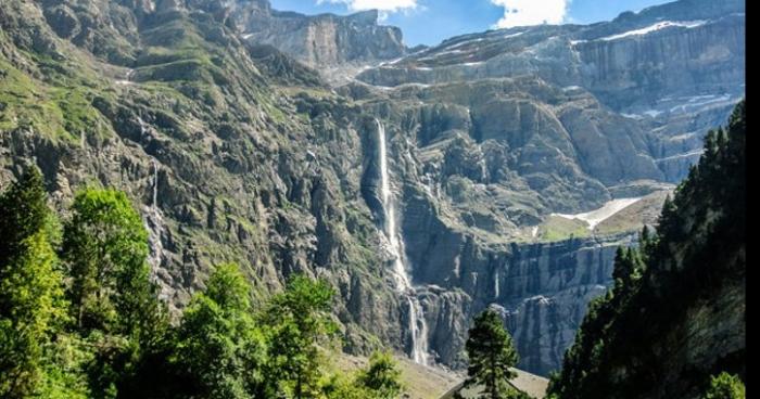 EN DIRECT - Un virus étrange dans les Pyrénées