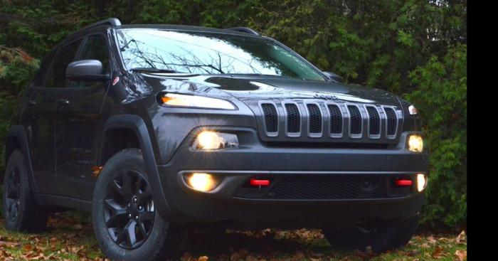 Retrait de la Jeep Cherokee Trailhawk pour 2018