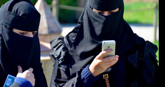 Le Niqab obligatoire