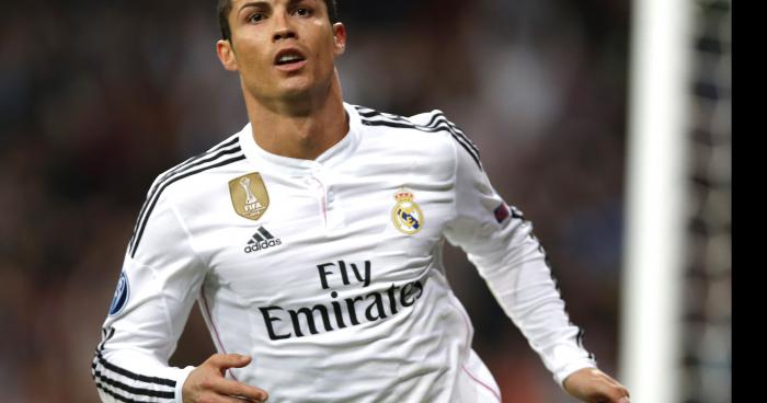 Cristiano Ronaldo gravement blessé dans un accident de voiture