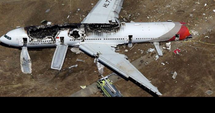 FLASH INFO: L’avion de l’équipe d’Angleterre arrêté brusquement suite à l'incendie du réacteur intra-bianire .