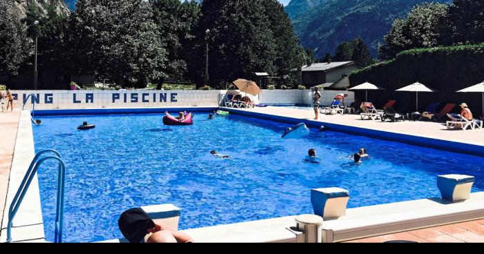 Piscine de romedenne