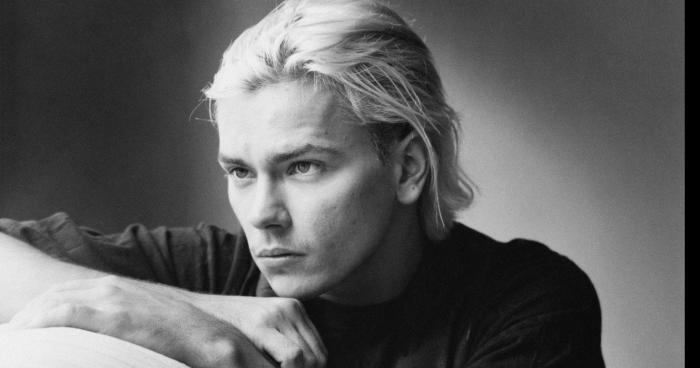 Release of postcard from  Idaho , a novella inspired by River Phoenix