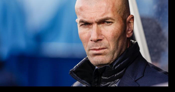 Zidane aurait pris la décision de quitter le Real Madrid après qu'il ait vu le nombre de noirs en équipe de France