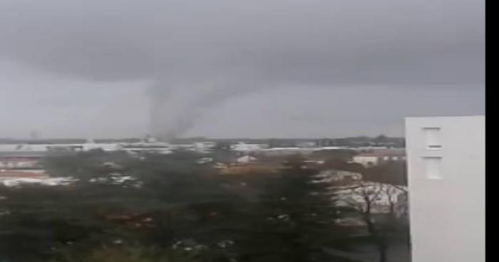 Une tornade EF3 ravage la Vendée .