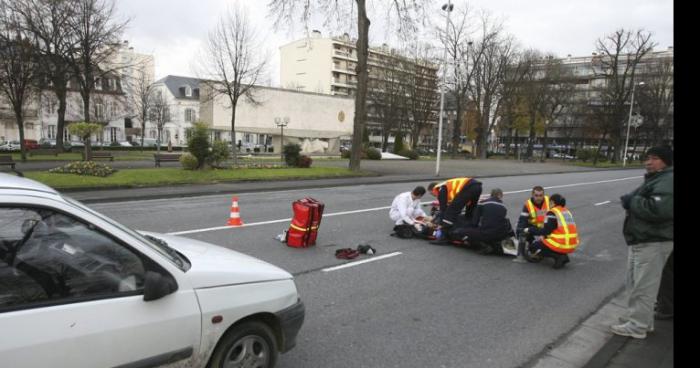 Un jeune mort percuté par une voiture