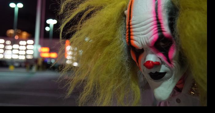 Clown aperçu a Péronne ce lundi soir vers 21h30.