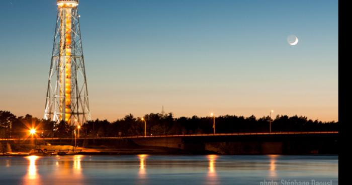 Démolition de la cité de l'énergie a Shawinigan , Février 2016